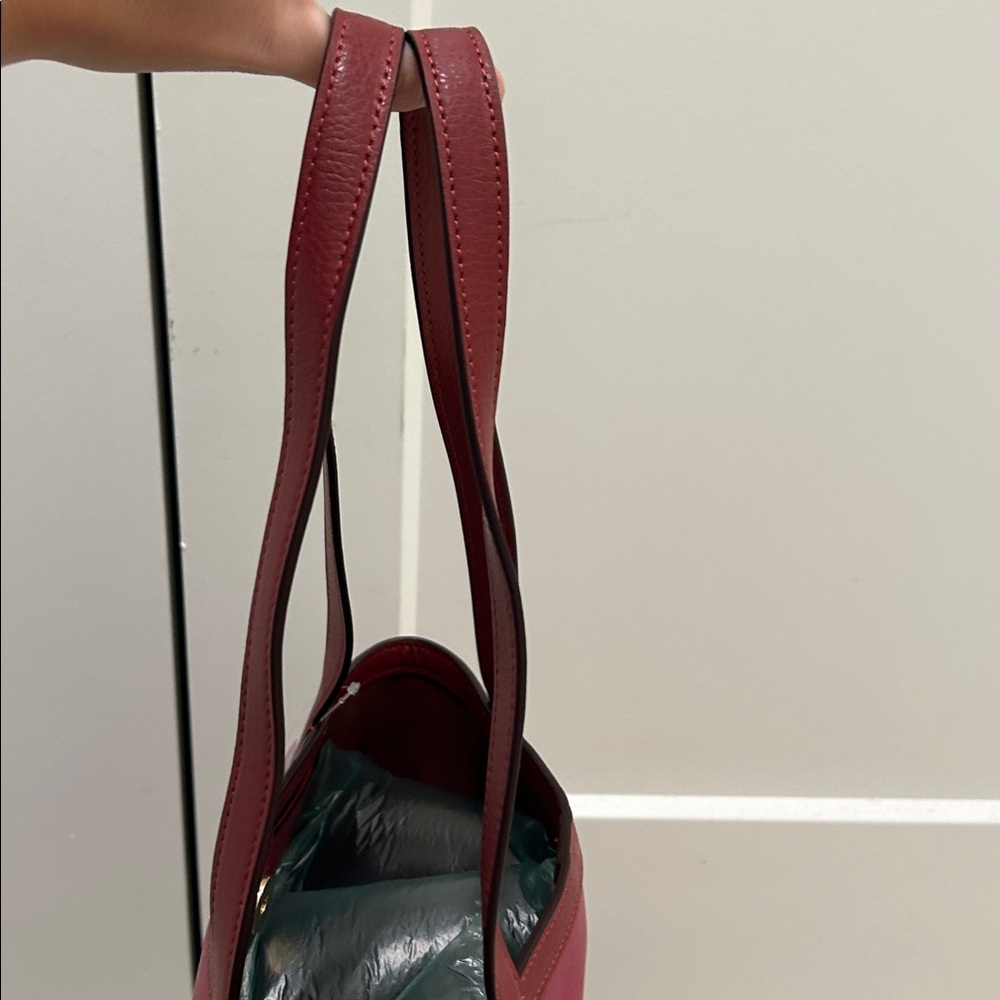 Coach (NWT) Tote 27 in Colorblock With Horse And Carriage - Picture 10 of 16